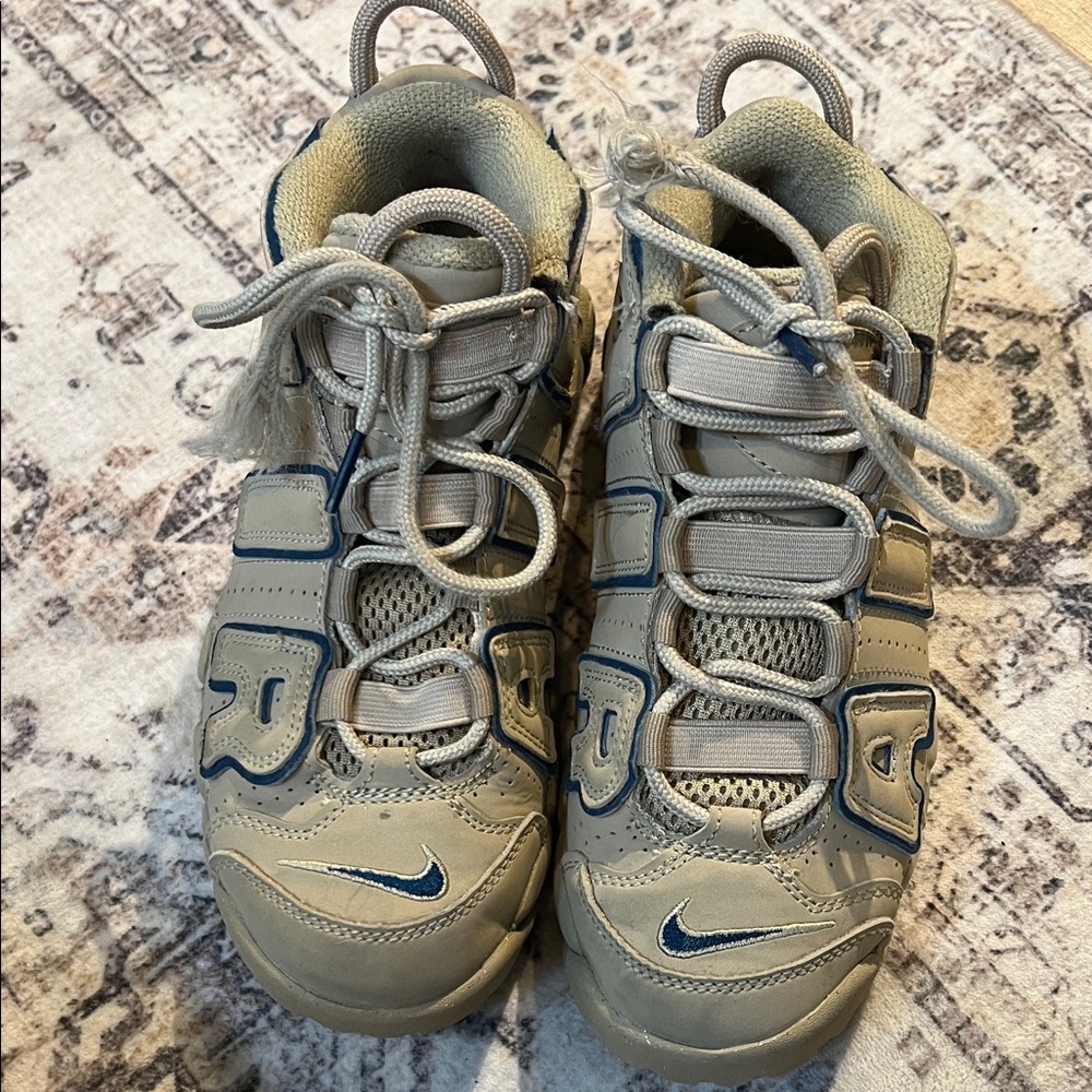 Nike Air Kids Tan and Navy Sneakers size 3Y